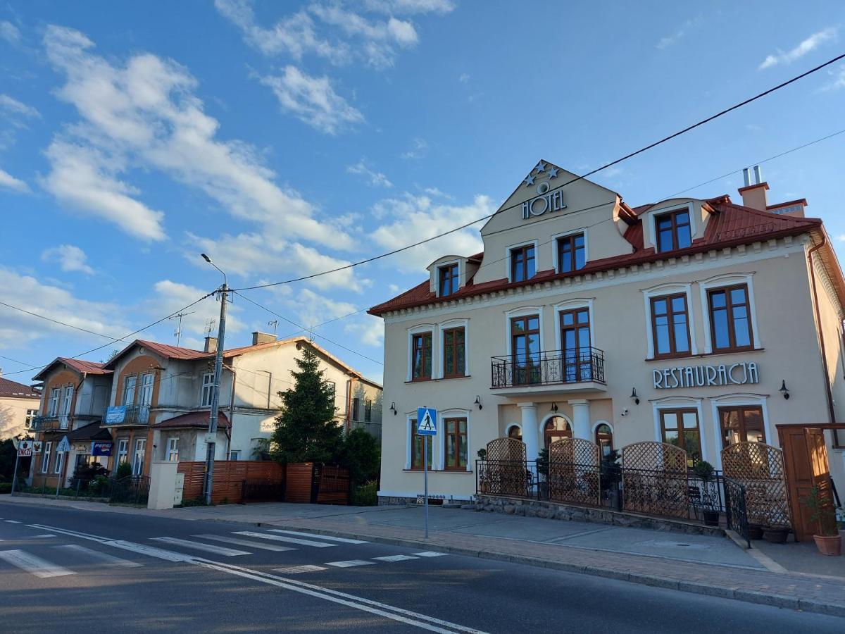 Stylowa Kolbuszowa Экстерьер фото